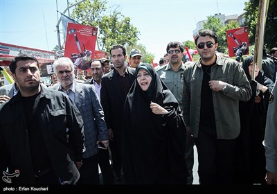حضور معصومه ابتکار رئیس سازمان حفاظت از محیط زیست در راهپیمایی روز جهانی قدس - تهران