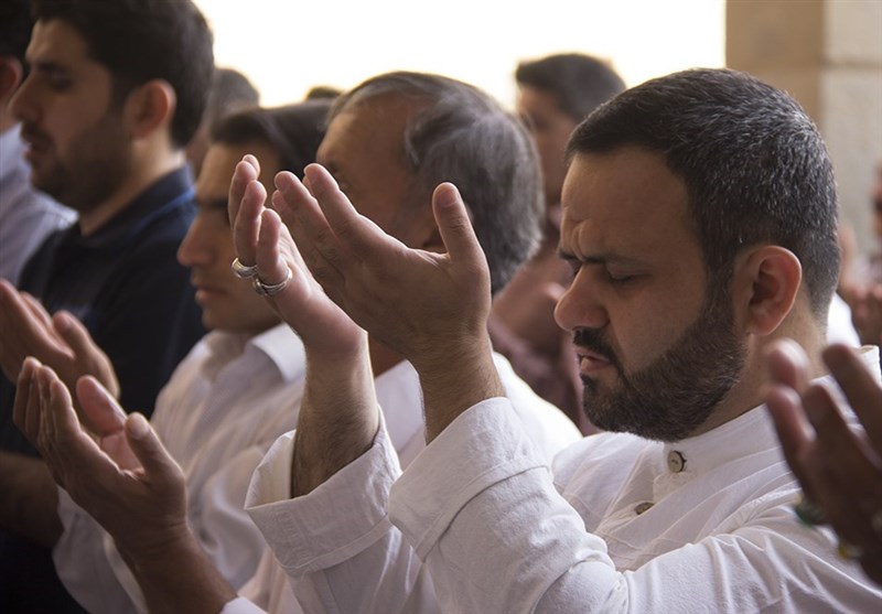 اقامه نماز عید فطر در یزد به روایت تصویر