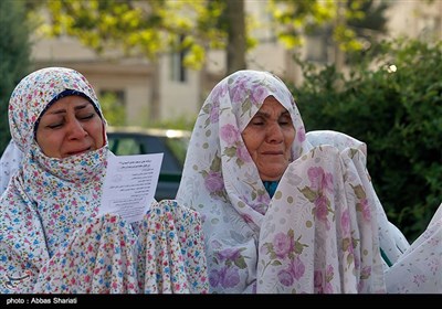 نماز عید فطر در میدان المپیک