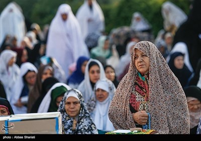 نماز عید فطر در میدان المپیک