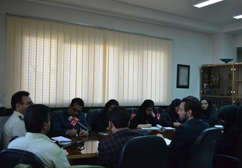 دیدار معاون اجتماعی فرماندهی انتظامی استان مرکزی با خبرنگاران تسنیم- تور رسانه ای دفتر تسنیم مرکزی