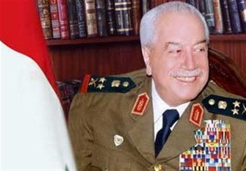 الموت یغیب وزیر الدفاع السوری الأسبق مصطفى طلاس