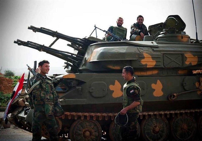 Suriye Ordusu IŞİD Karşısında İlerleyerek Birçok Bölgeyi Geri Aldı