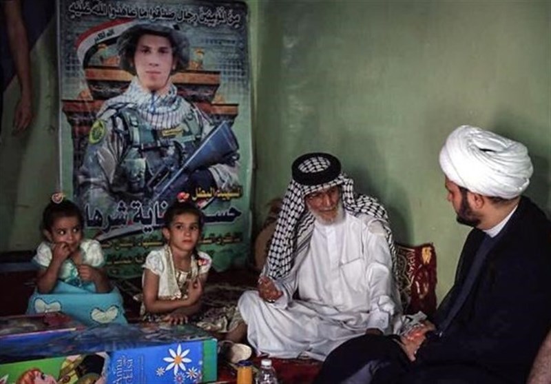 دیدار دبیر کل نجباء با خانواده شهدای مقاومت عراق
