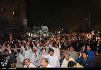 کراچی:پاراچنار کے مظلوم عوام سے اظہار یکجہتی کرتے ہوئے نمائش چورنگی پر علامتی دھرنا