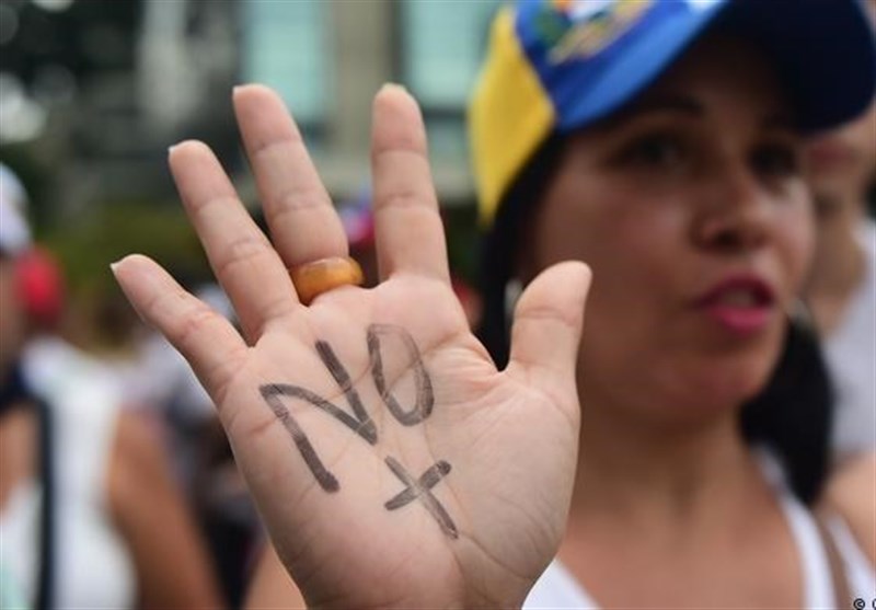 تاکید رئیس جمهور ونزوئلا بر برگزاری انتخابات مجلس موسسان