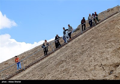 تپه باستانی ازبکی -نظرآباد
