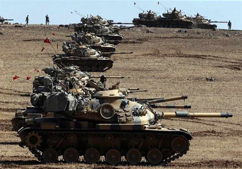 افزایش تحرکات نظامی ترکیه در شمال سوریه/آمریکا 100 کامیون حامل سلاح برای گروه‌های مسلح ارسال کرد