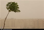 گرد و خاک اصفهان را در بر می‌گیرد