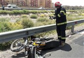 قطع عضو راکب موتورسیکلت پس از تصادف با پژو 405 + تصاویر