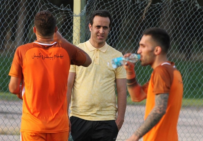 Ali Karimi Named Iran&apos;s Sanate Naft Talaieh Coach