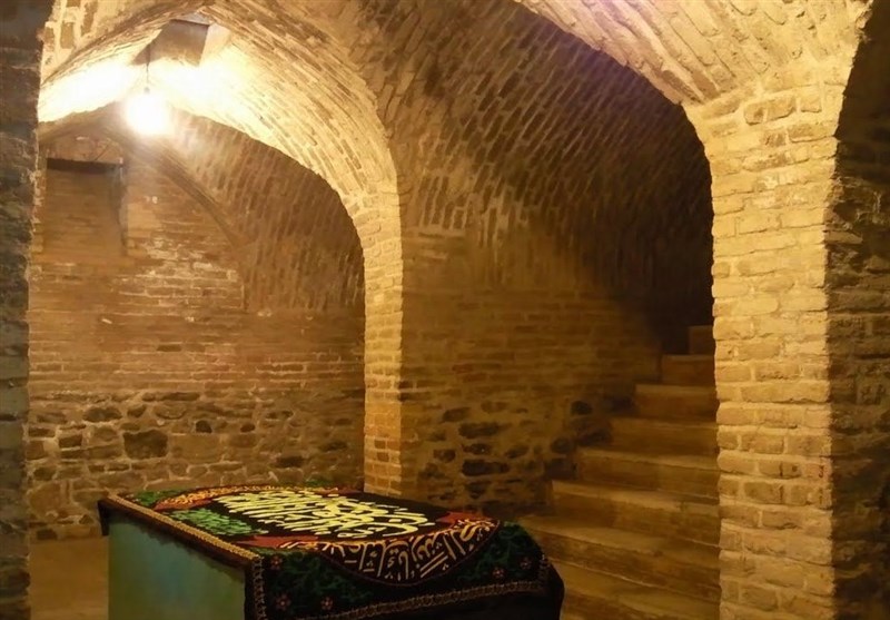 همدان| گنبد 900 ساله علویان، شاهکار معماری و گچ بری بعد از اسلام+ تصاویر