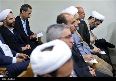 Iran's Judiciary Officials Meet Leader
