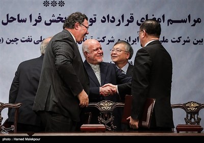French Total, Chinese CNPC Seal Gas Deal with Iran