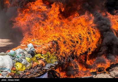 Iran Sets Fire to Large Volume of Illicit Drugs