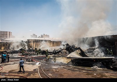 آتش سوزی در انبار لاستیک - شیراز