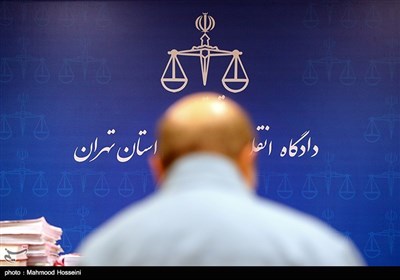 ماجرای دریافت ۲۵۰ میلیارد تومان وام به نام ۲ کارگر+ فیلم ماجرای دریافت ۲۵۰ میلیارد تومان وام به نام ۲ کارگر+ فیلم