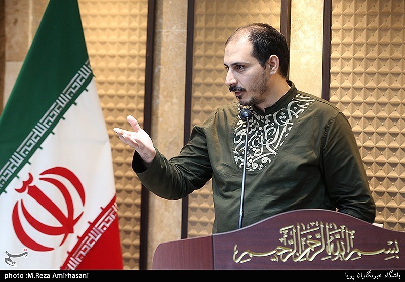 نشست نقد کتاب مرز ما عشق است