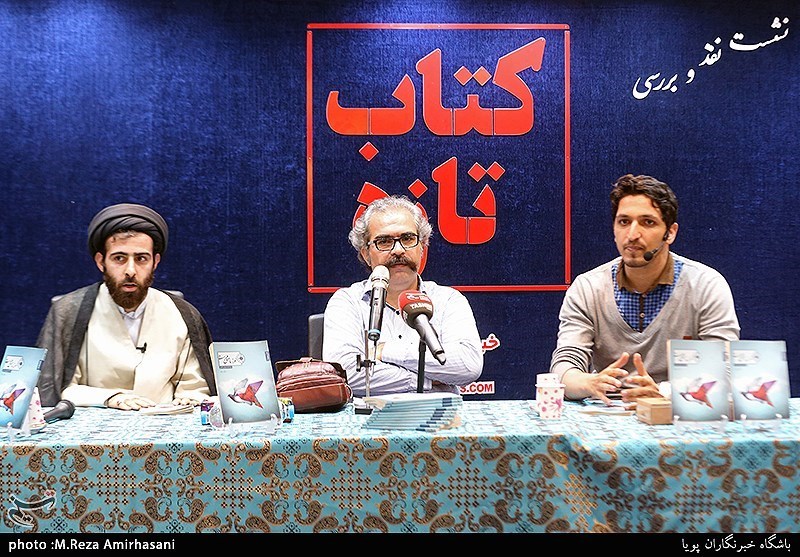 شعر نوشتن در لباس روحانیت سخت است/ شفیعی زبان شعر کلاسیک را بلد است