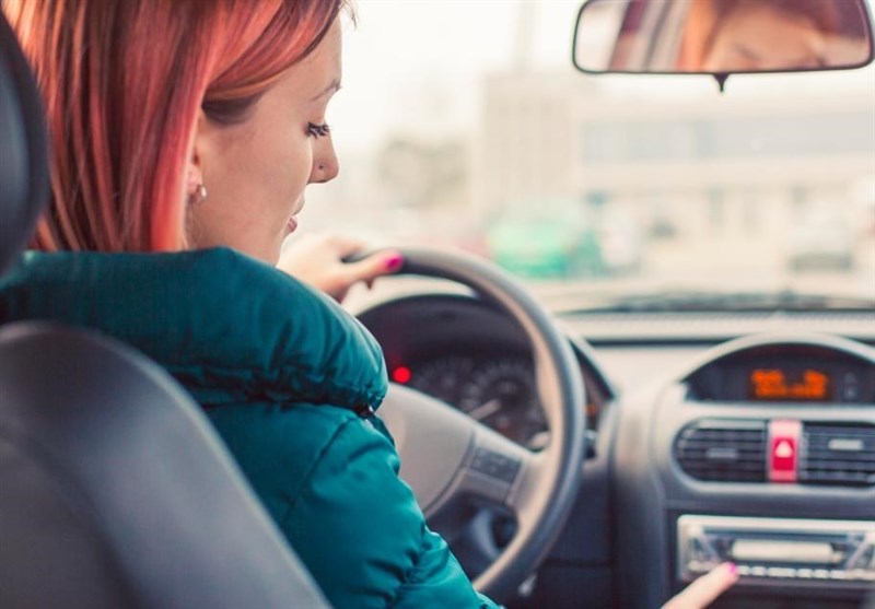 تمرکز در رانندگی با گوش دادن به موسیقی کاهش می‌یابد