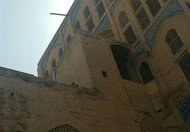 نم‌زدگی در اماکن تاریخی اصفهان معمول و متعارف است / بیشترین مشکل نم‌زدگی در مسجد امام(ره)