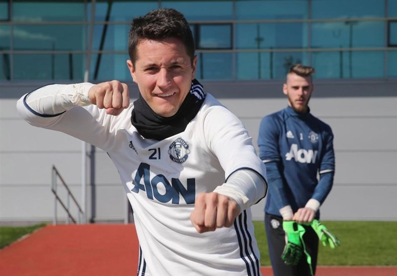 منچستریونایتد قرارداد هررا را تمدید می‌کند