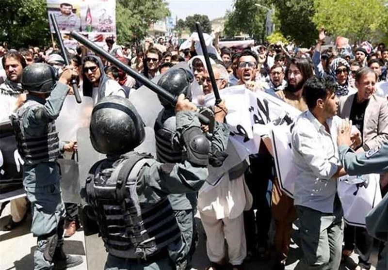 طرح دولت افغانستان برای قانون تظاهرات «سرکوب‌گرایانه» است
