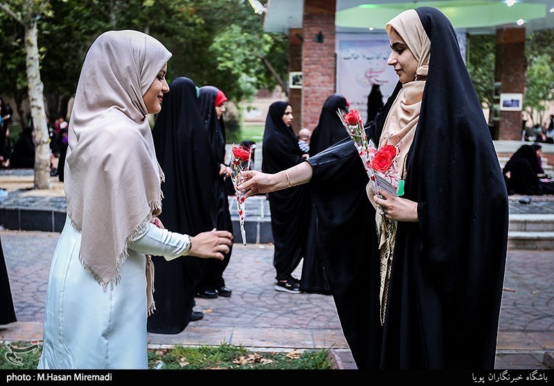 بجنورد| &quot;اقدامات فرهنگی مـؤثـر&quot; بهترین راه ترویج عفاف و حجاب در جامعه است