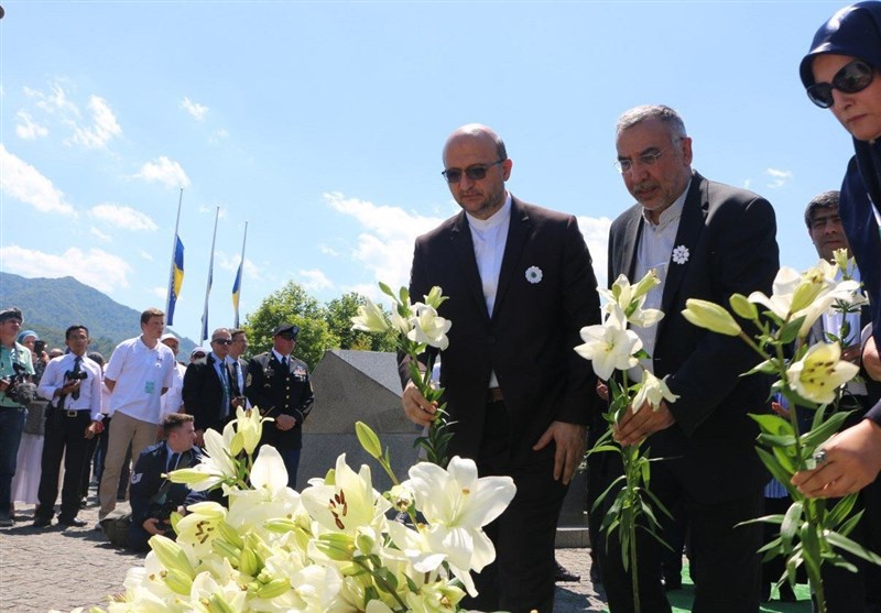 حضور طاهریان در بوسنی و گرامی‌داشت یاد شهدای نسل کشی سربرنیتسا