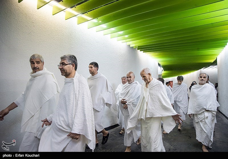 مچ‌بندهای الکترونیکی بر دستان زائران ایرانی حج تمتع امسال + عکس