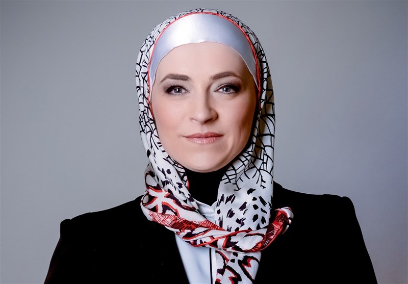 نظر تنها شهردار زن محجبه اروپا درباره کمک‌های ایران به بوسنی