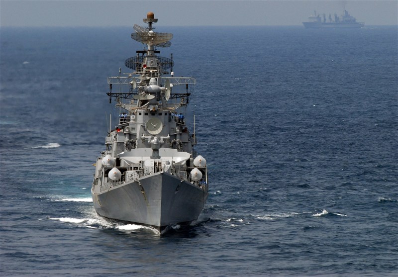 دو کشتی نظامی پاکستانی با هدف تقویت روابط وارد بندر عباس شد