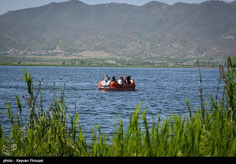 Zarivar, A Freshwater Lake in Iran&apos;s Kurdistan