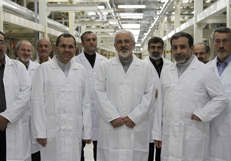 بازدید از مراکز نظامى ایران