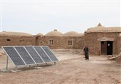 بیرجند| برق رسانی به منطقه عشایری با نصب پنل خورشیدی انجام می‌شود