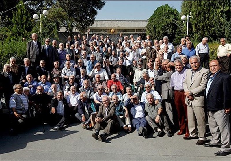 اجرای طرح نشاط سالمندی در 22 منطقه تهران