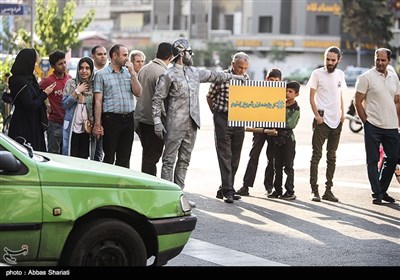 کمپین ازخودمان شروع کنیم در میدان فردوسی