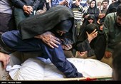 مراسم وداع با پیکر شهدای احراز هویت شده در اصفهان