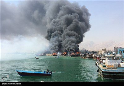 آتش سوزی در بندر صیادی کنگان - بوشهر