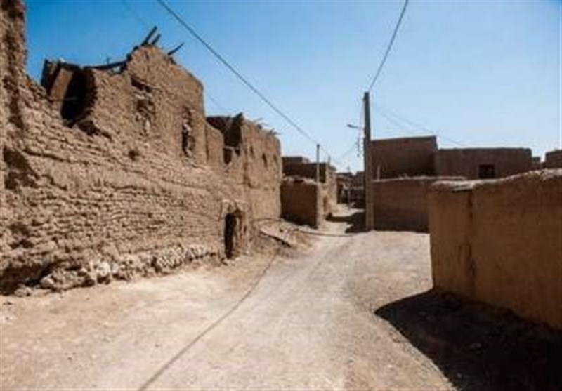 بیش از 400 روستای استان کرمانشاه خالی از سکنه است