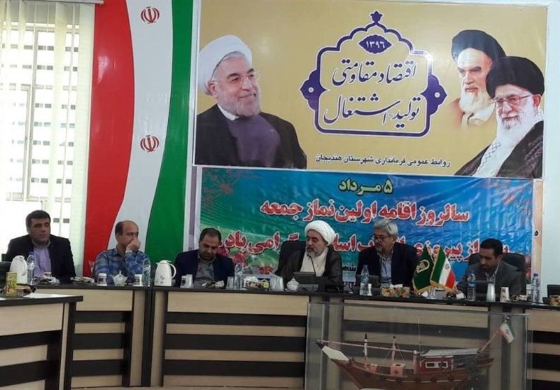 مسئولان هندیجانی در نماز جمعه حضور پررنگی داشته باشند