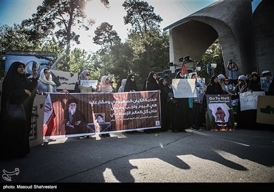 بالصور.. تجمعات طلابیة وشعبیة دفاعاً عن المسجد الأقصى فی طهران