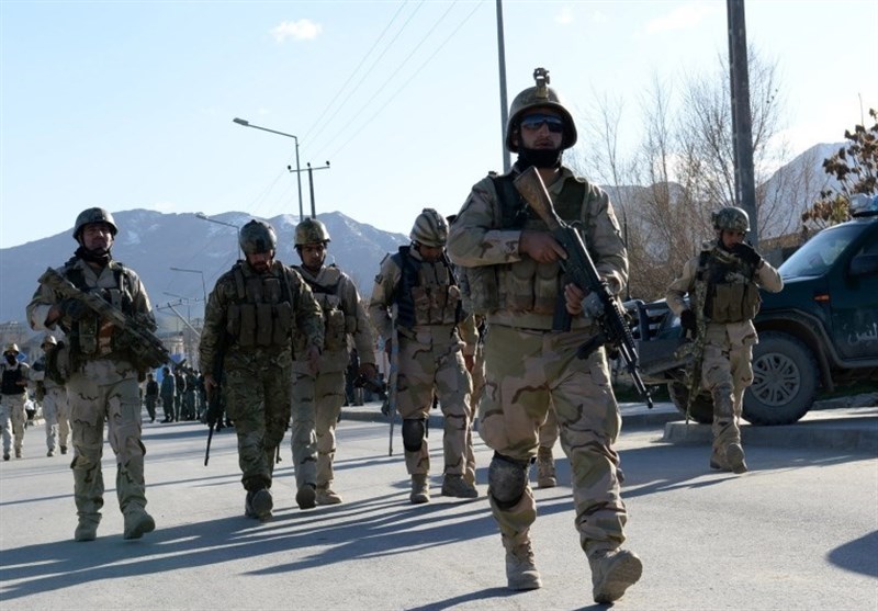 کاهش 42 هزار نفری نیروهای امنیتی در افغانستان