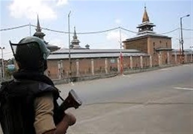 سری نگر؛ جامع مسجد میں نماز پر پابندی کیخلاف مختلف تنظیموں کا بھارتی حکومت کو انتباہ
