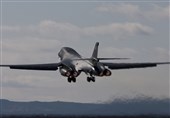 پرواز بمب افکن‌های آمریکایی بر فراز کره جنوبی در آستانه سفر ترامپ