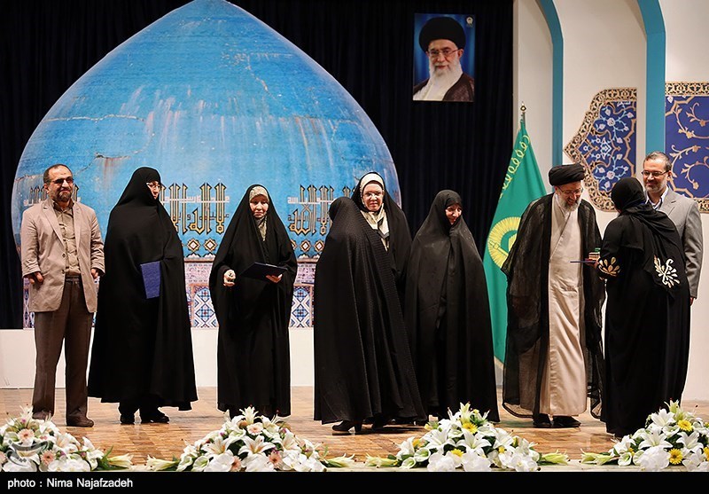 بانوان شاخص جایزه جهانی گوهرشاد در مشهد تقدیر شدند