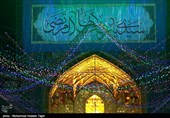 حرم رضوی در شب میلاد حضرت زهرا(س) غرق در نور و شادی است