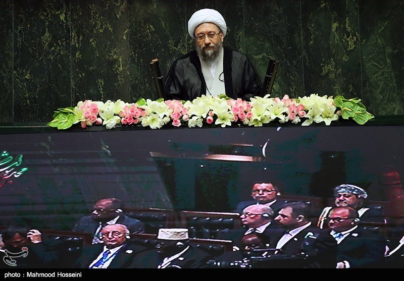 جمهوری اسلامی ایران از پارادوکس‌های نظام لیبرالی خالی است