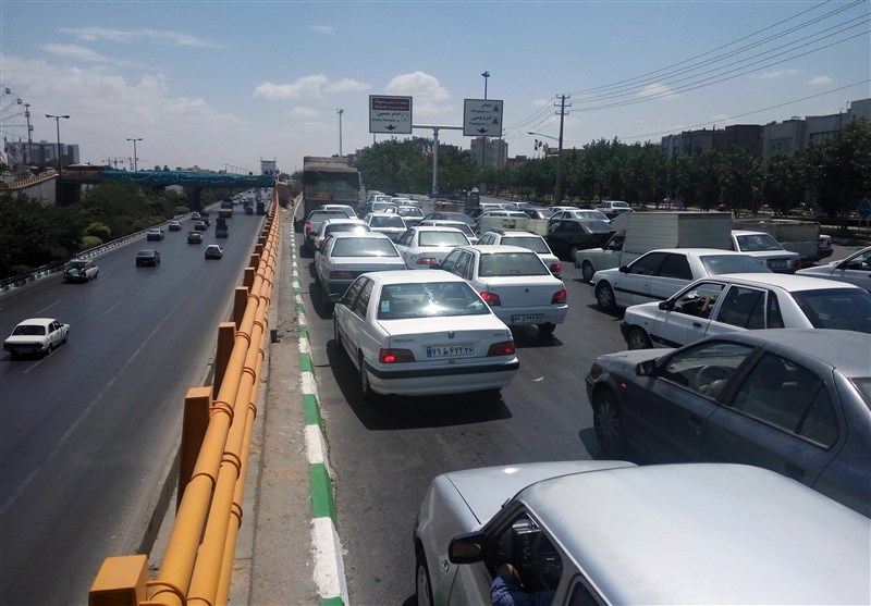 کاهش بار ترافیکی میدان خیام مشهد در گرو بازگشایی بلوار ابوطالب شمالی