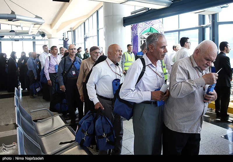 مچ‌بندهای الکترونیکی تعدادی زائران ایرانی در فرودگاه جده ضبط شد
